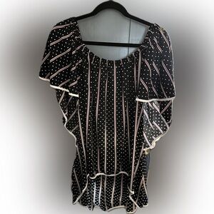 Gently loved High/low flowy top